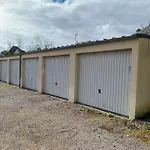Persea Yourhosthelper * Уистреам